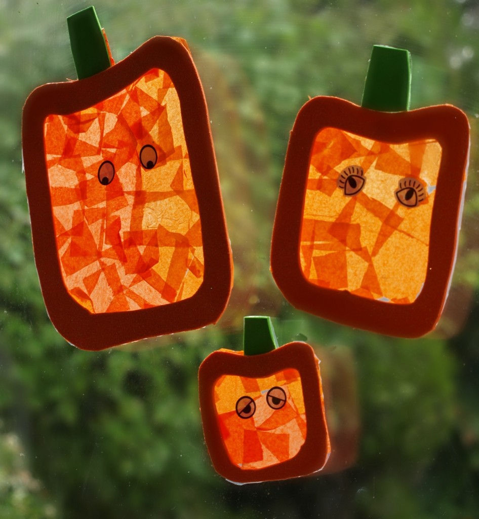 Fall window decoration